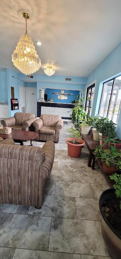 Hayti Regency Travel Inn מראה חיצוני תמונה