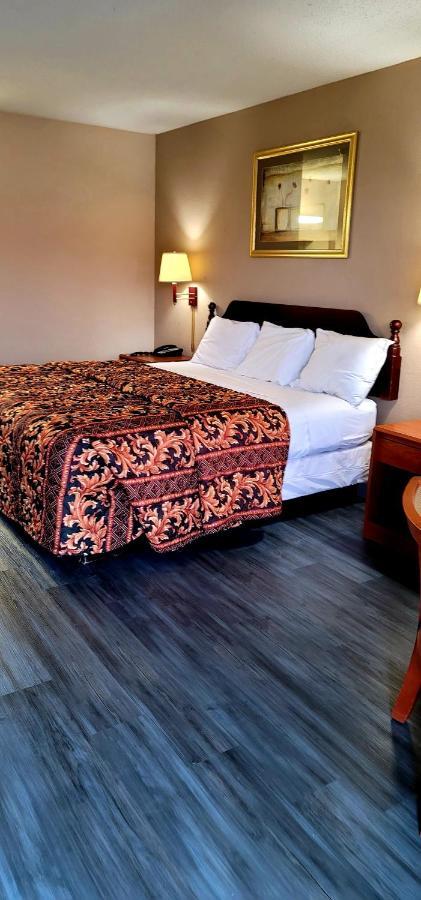 Hayti Regency Travel Inn מראה חיצוני תמונה